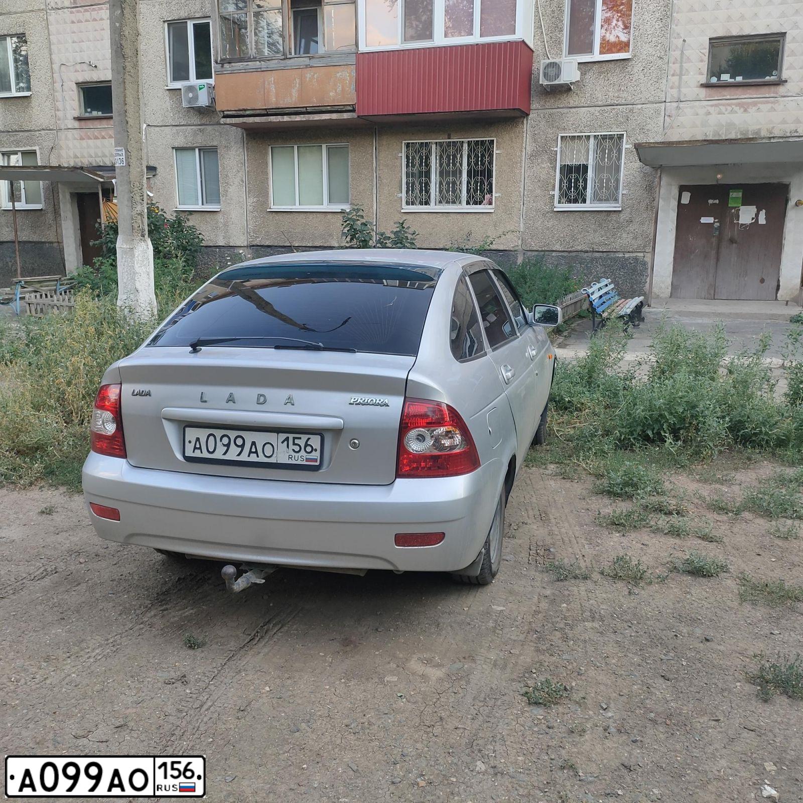 Фото автомобиля LADA PRIORA, 2011 — госномер Р917ВА550. Цвет: Светло-Серебристый металлик
