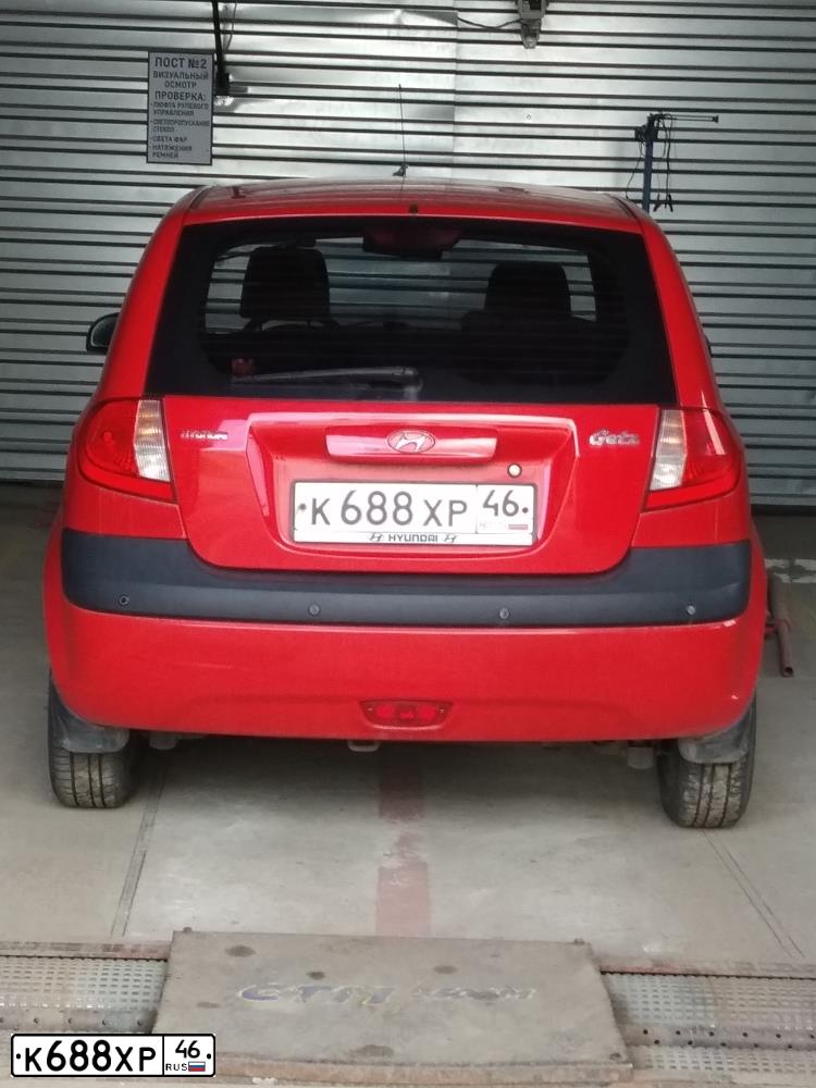 Фото автомобиля HYUNDAI GETZ, 2010 — госномер К688ХР46. Цвет: КРАСНЫЙ