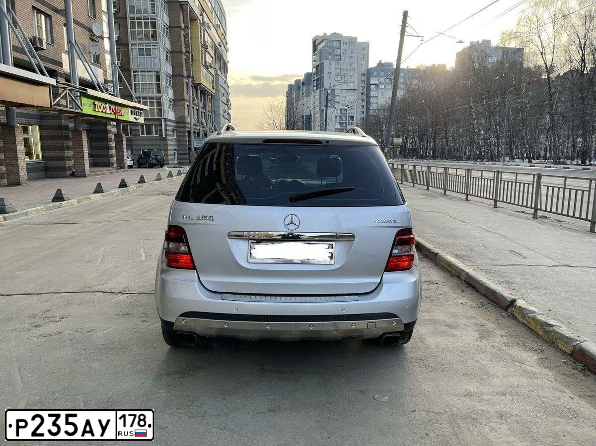 Фото автомобиля MERCEDES M-KLASSE, 2008 — госномер С577ХН89. Цвет: Серебристый