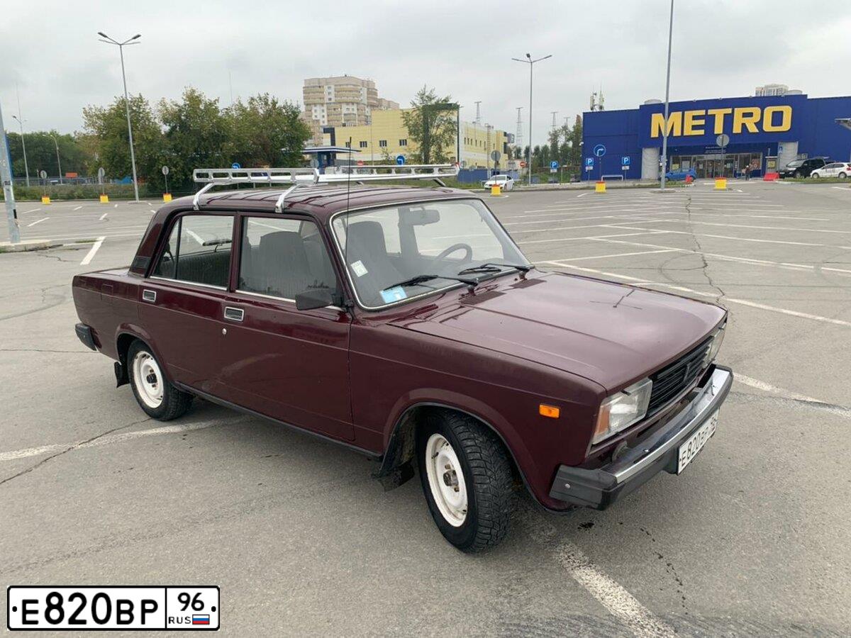 Фото автомобиля LADA 2105, 2006 — госномер С865СУ196. Цвет: ТЕМНО-КРАСНЫЙ