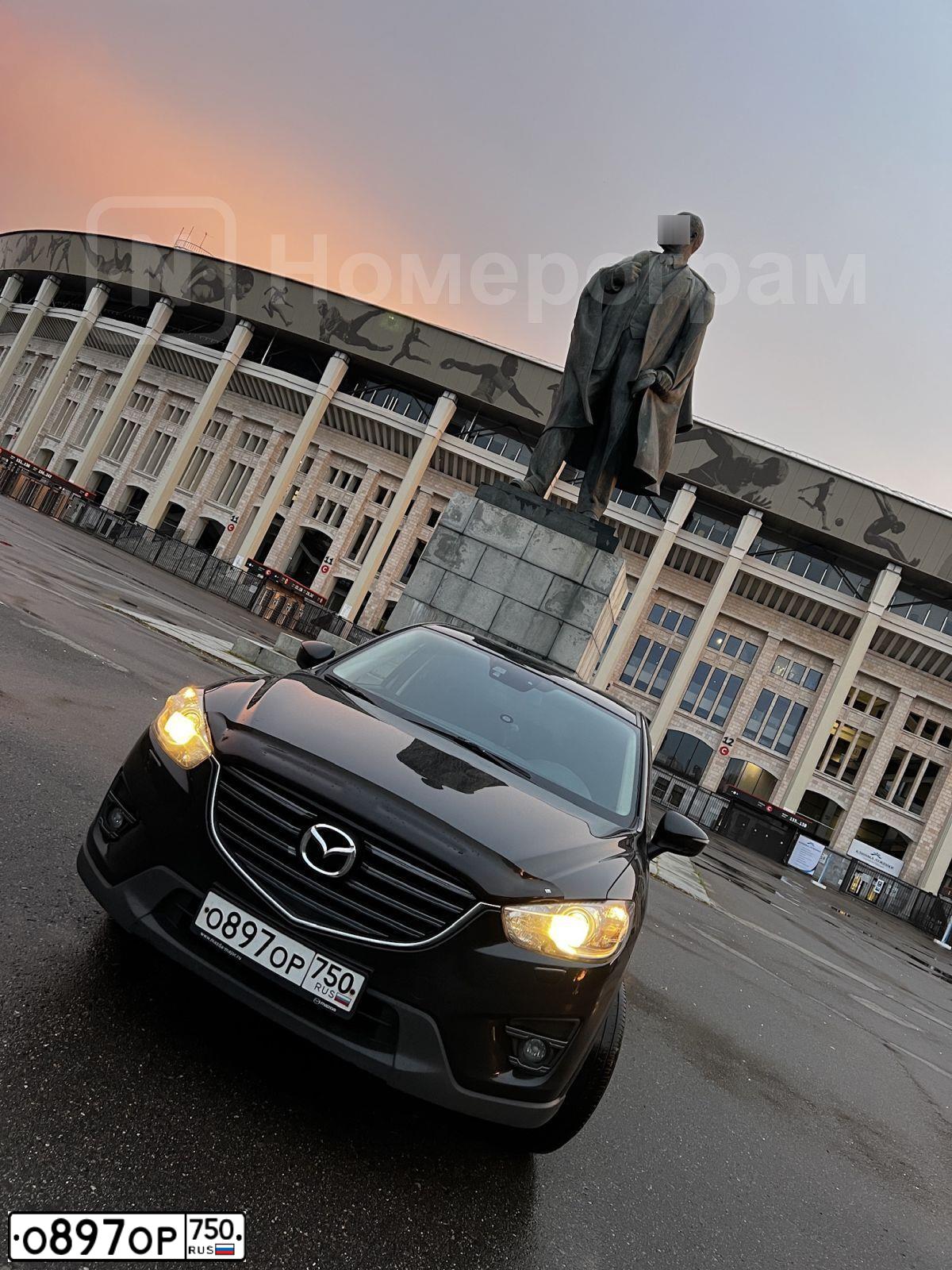 Фото автомобиля MAZDA CX-5, 2017 — госномер О897ОР750. Цвет: ЧЕРНЫЙ
