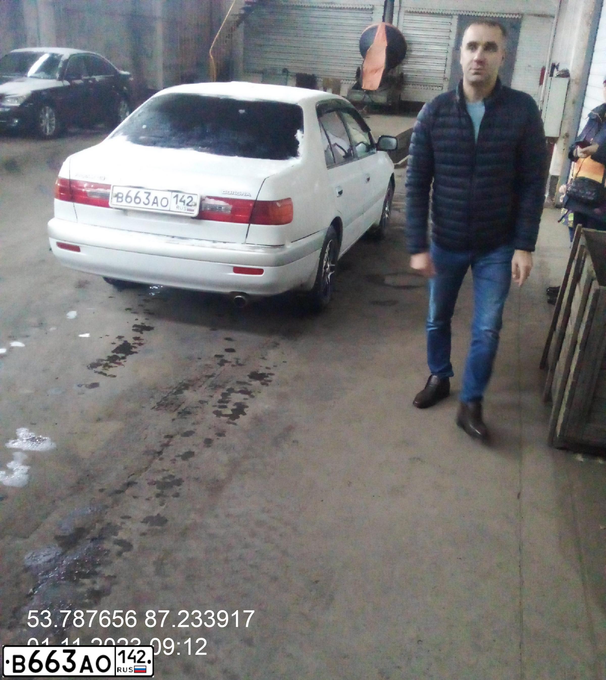 Фото автомобиля LADA 2111, 2002 — госномер М986МЕ42. Цвет: СЕРЕБР. ЖЕЛТО-ЗЕЛЕНЫЙ