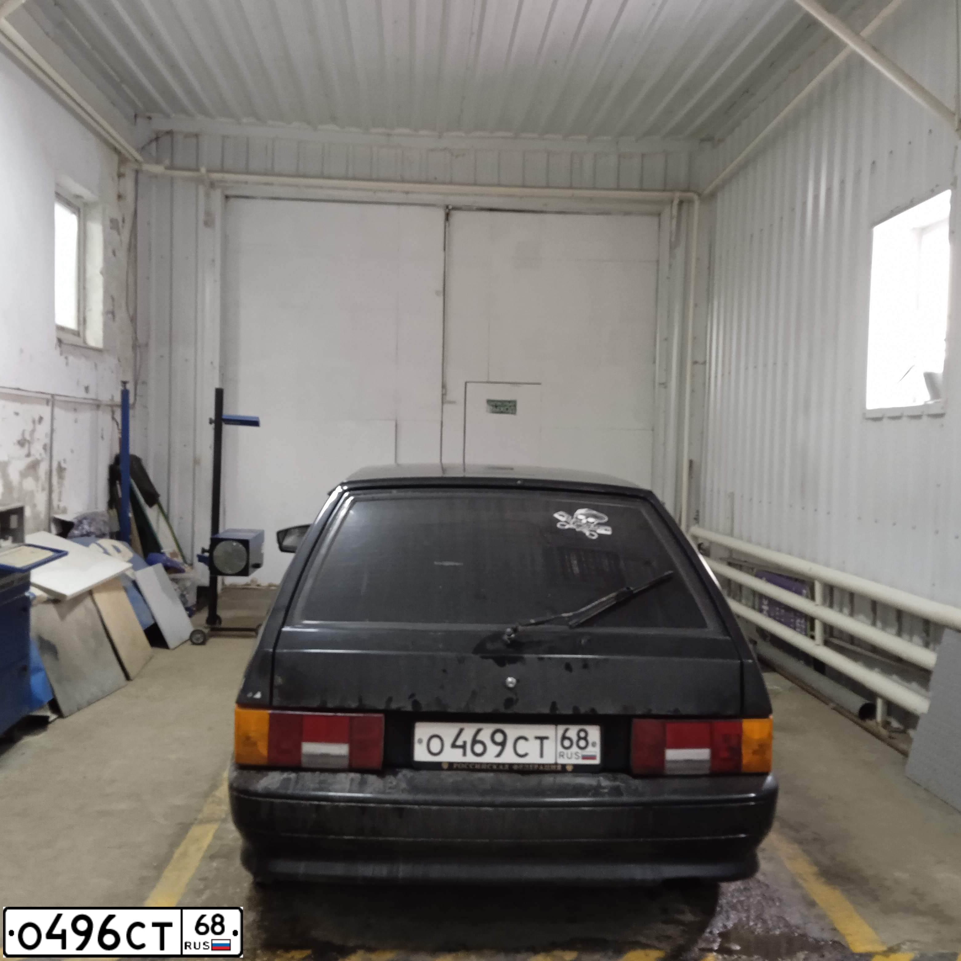 Фото автомобиля LADA 2113 SAMARA, 2006 — госномер У692НУ67. Цвет: ЧЕРНЫЙ