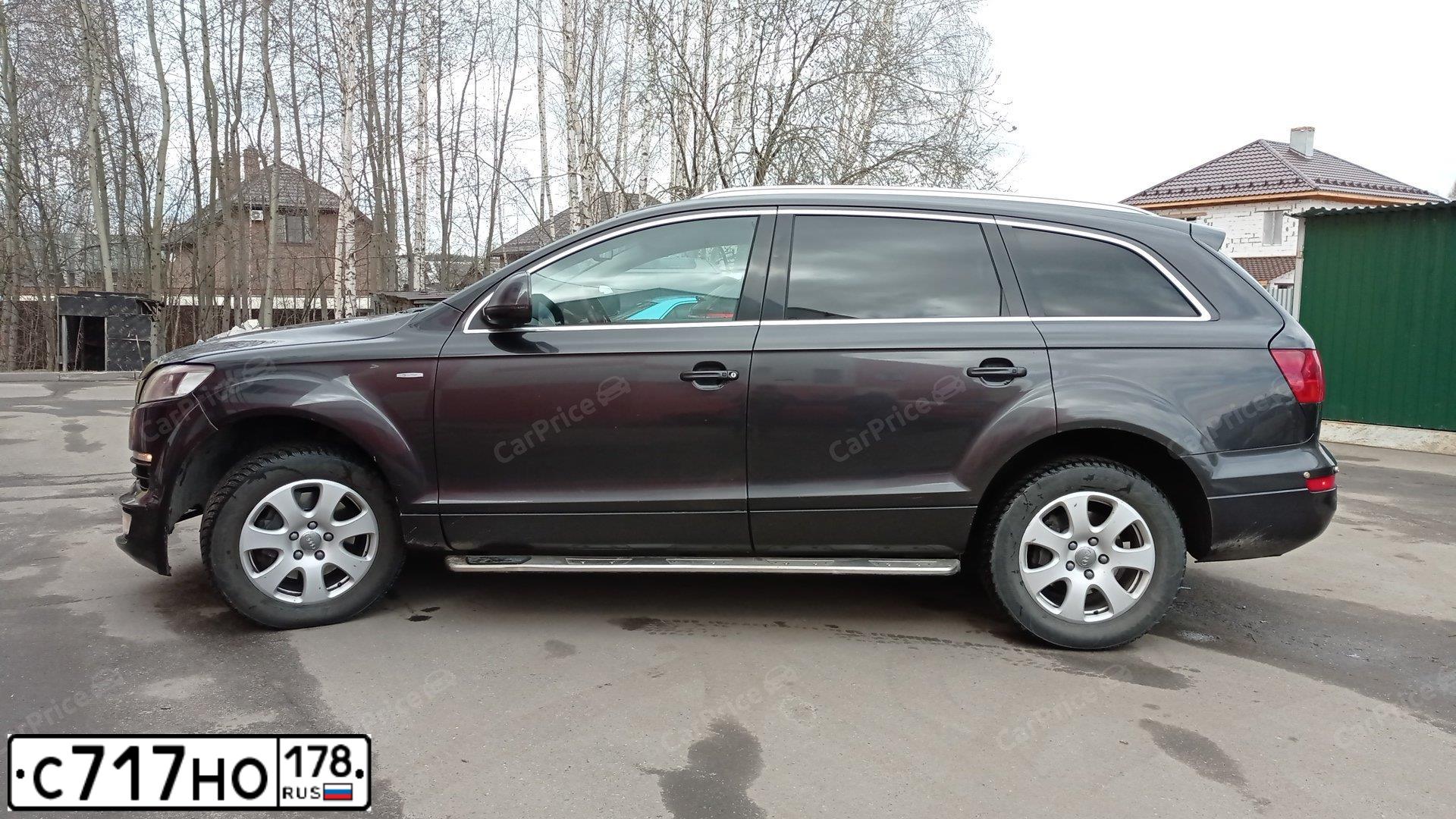 Фото автомобиля AUDI Q7, 2008 — госномер Т885УЕ790. Цвет: СЕРО-ЧЕРНЫЙ