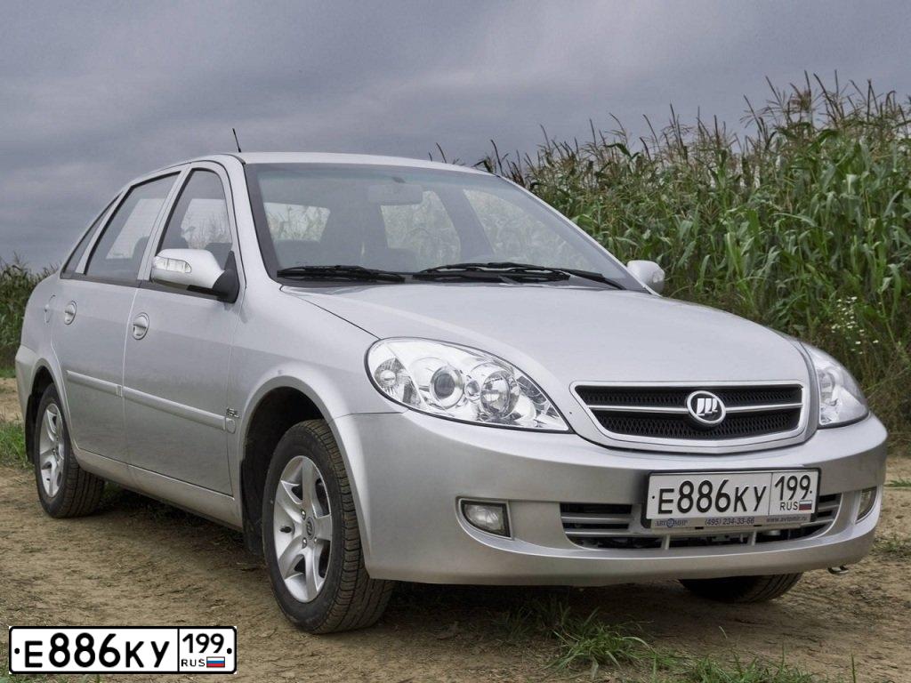 Фото автомобиля ЛИФАН 214802, 2008 — госномер Е886КУ199. Цвет: СЕРЫЙ