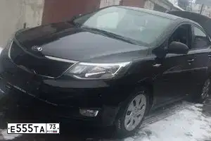 Фото автомобиля NISSAN X-TRAIL, 2018 — госномер Е555ТА73. Цвет: ЧЕРНЫЙ