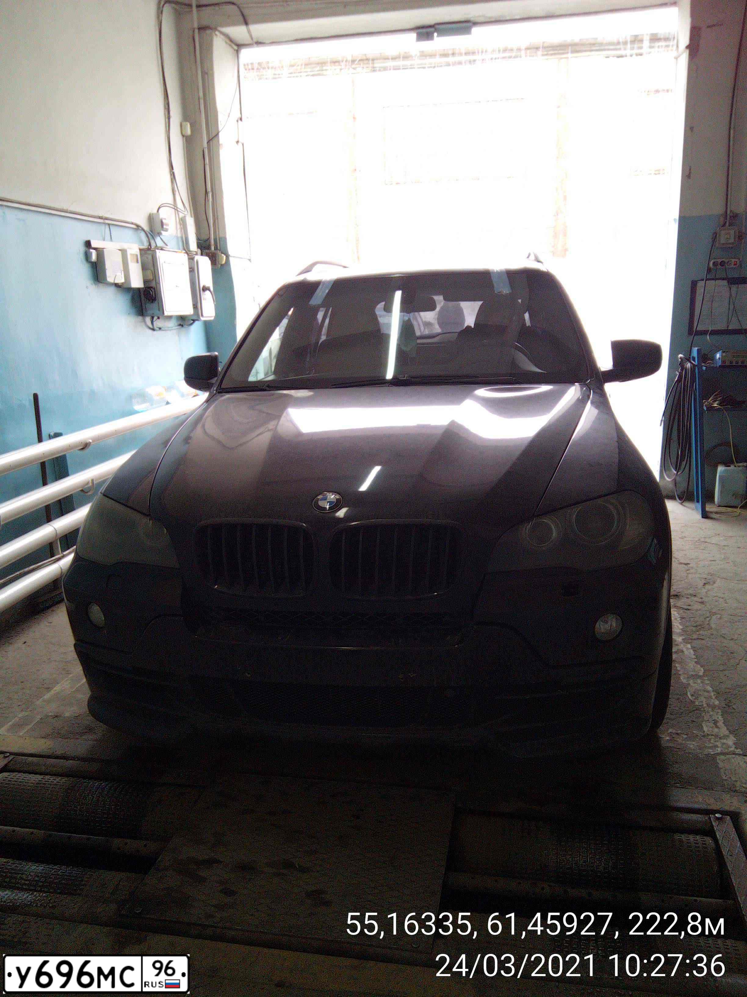 Фото автомобиля BMW X5, 2008 — госномер Н604АН774. Цвет: ЧЕРНЫЙ