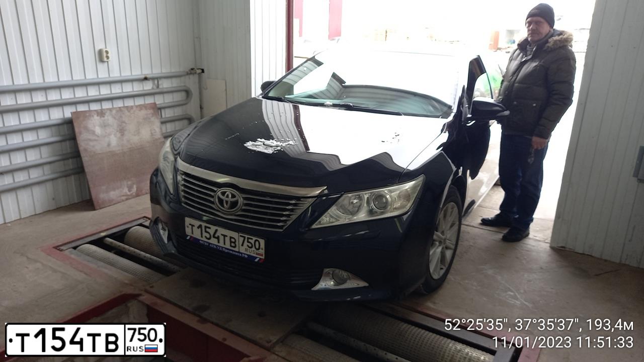 Фото автомобиля TOYOTA CAMRY, 2012 — госномер В169ЕЕ57. Цвет: ЧЕРНЫЙ МЕТАЛЛИК