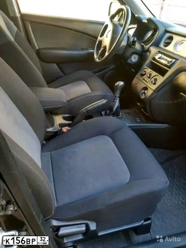 Фото автомобиля MITSUBISHI OUTLANDER, 2008 — госномер О769КН32. Цвет: ЧЕРНЫЙ