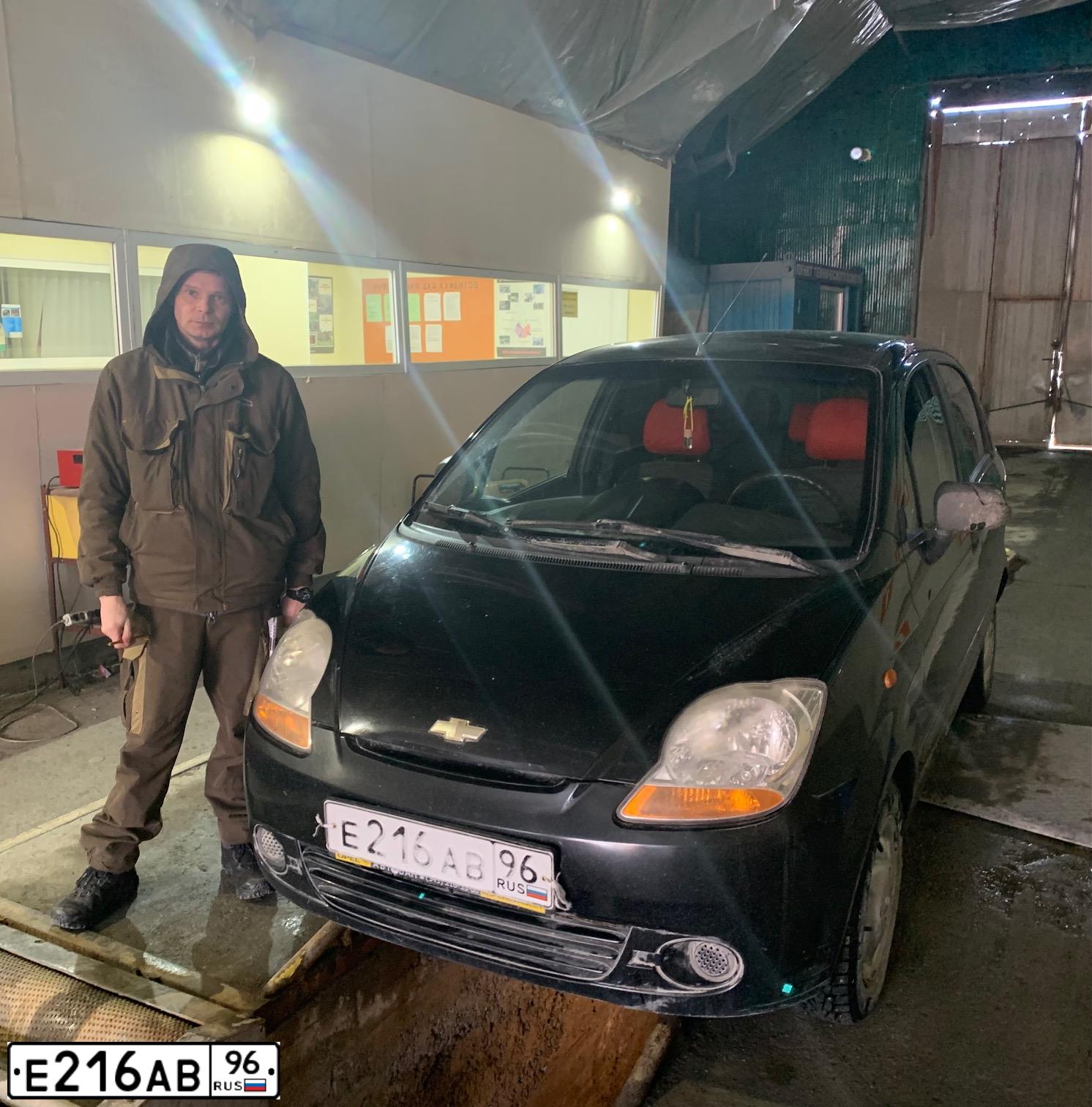 Фото автомобиля CHEVROLET SPARK, 2005 — госномер У473ВК774. Цвет: ЧЕРНЫЙ