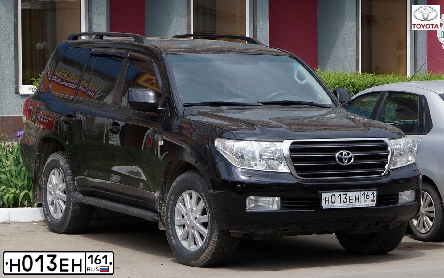 Фото автомобиля LEXUS LX, 2014 — госномер Н013ЕН161. Цвет: Белый