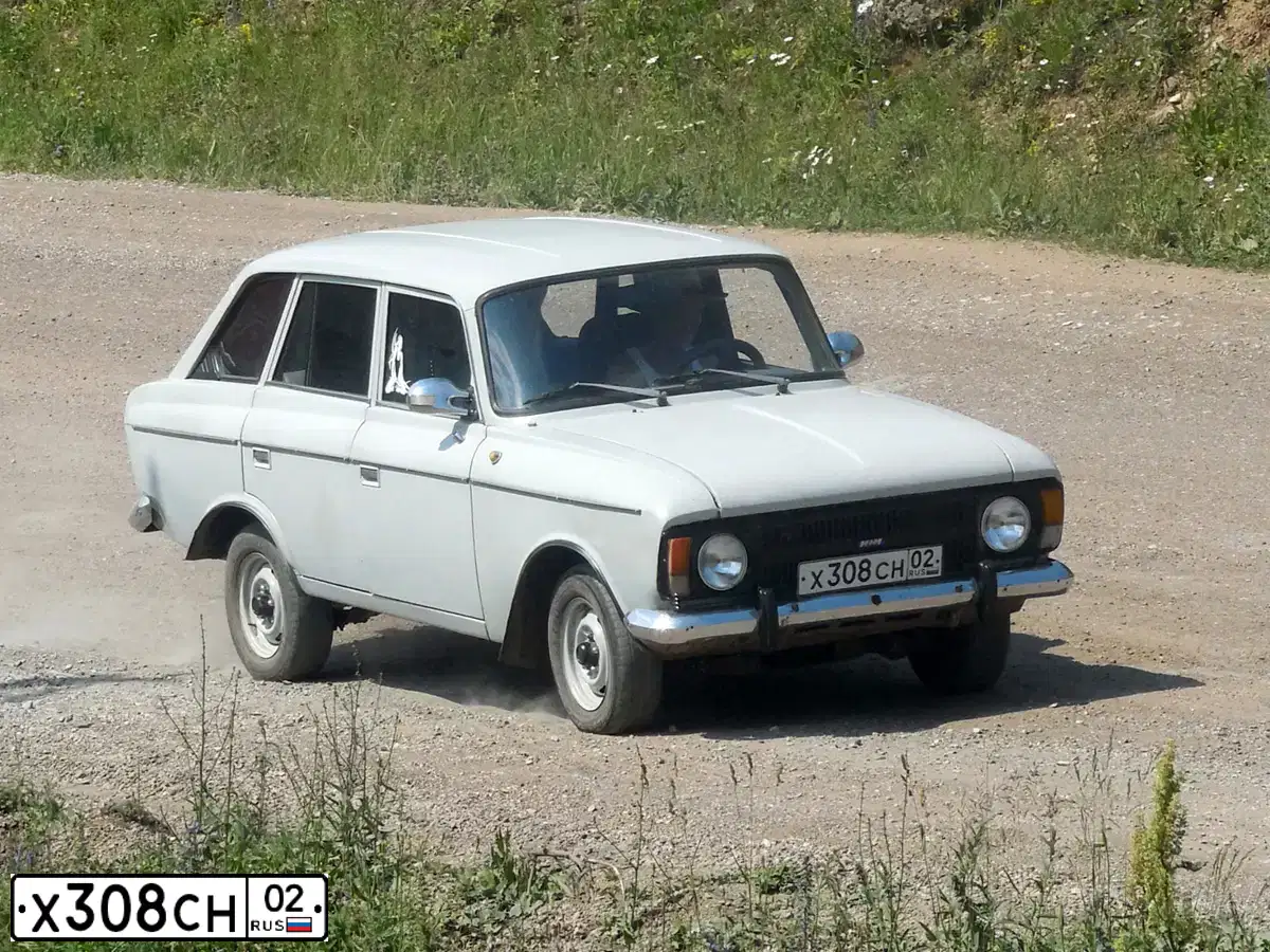 Фото автомобиля IZH 2125, 1994 — госномер Х308СН02. Цвет: БЕЛАЯ НОЧЬ