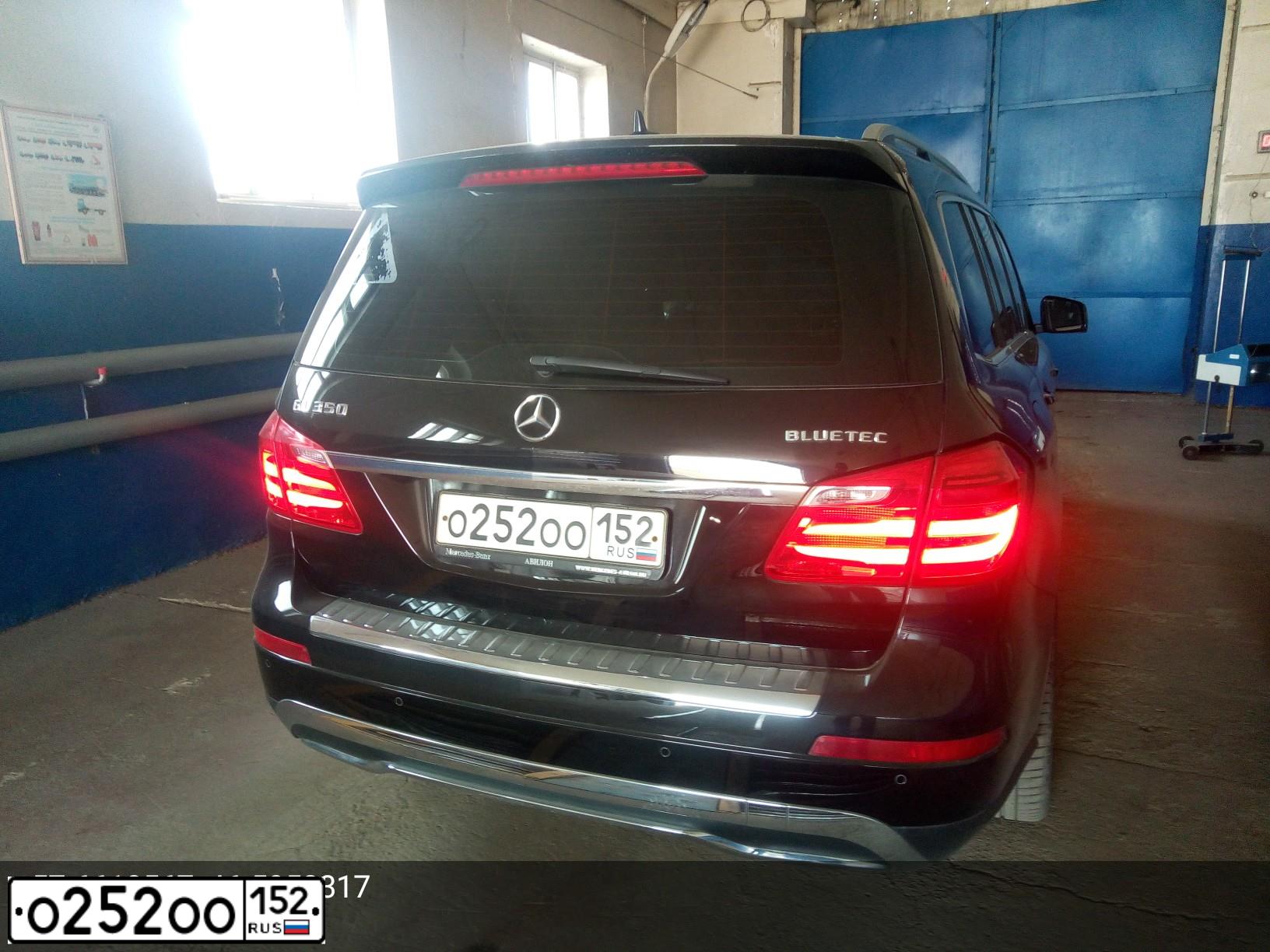 Фото автомобиля MERCEDES GL-KLASSE, 2014 — госномер О252ОО152. Цвет: ЧЕРНЫЙ