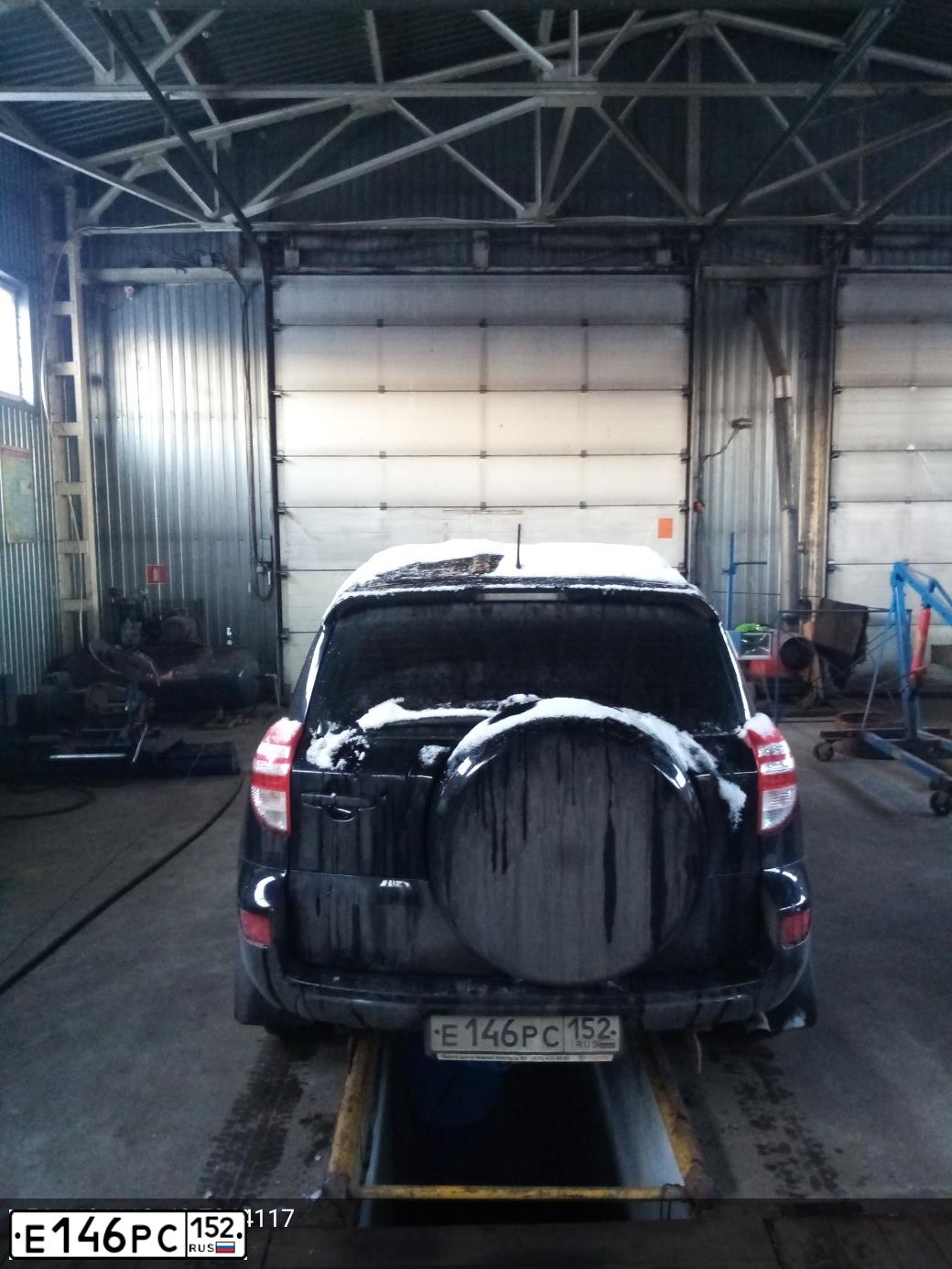 Фото автомобиля TOYOTA RAV4, 2011 — госномер Т005РУ152