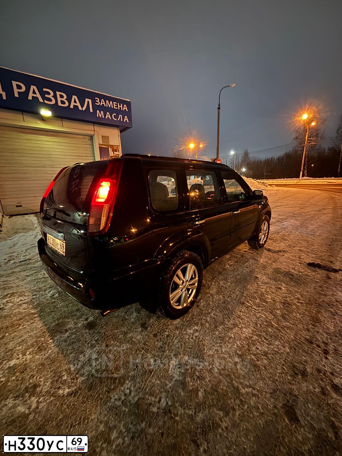 Фото автомобиля FORD FOCUS, 2012 — госномер М720УТ777. Цвет: Серебристый