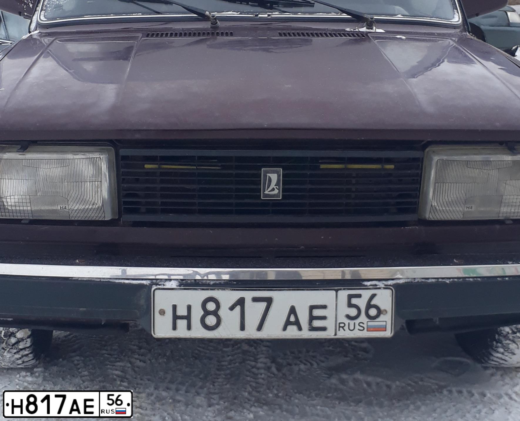 Фото автомобиля LADA 2105, 2005 — госномер Н817АЕ56. Цвет: ТЕМНО-ВИШНЕВЫЙ