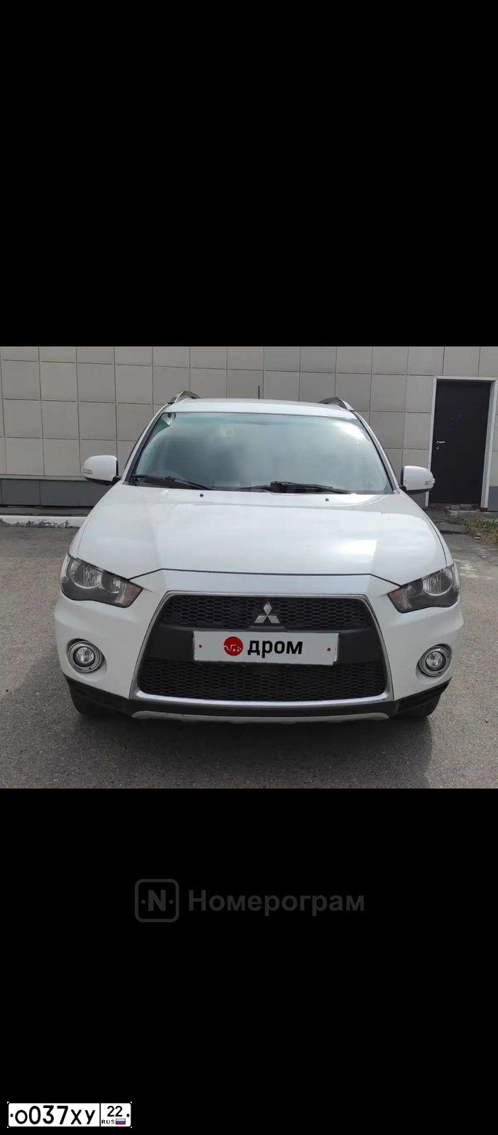 Фото автомобиля MITSUBISHI OUTLANDER, 2011 — госномер К439МВ122. Цвет: Белый