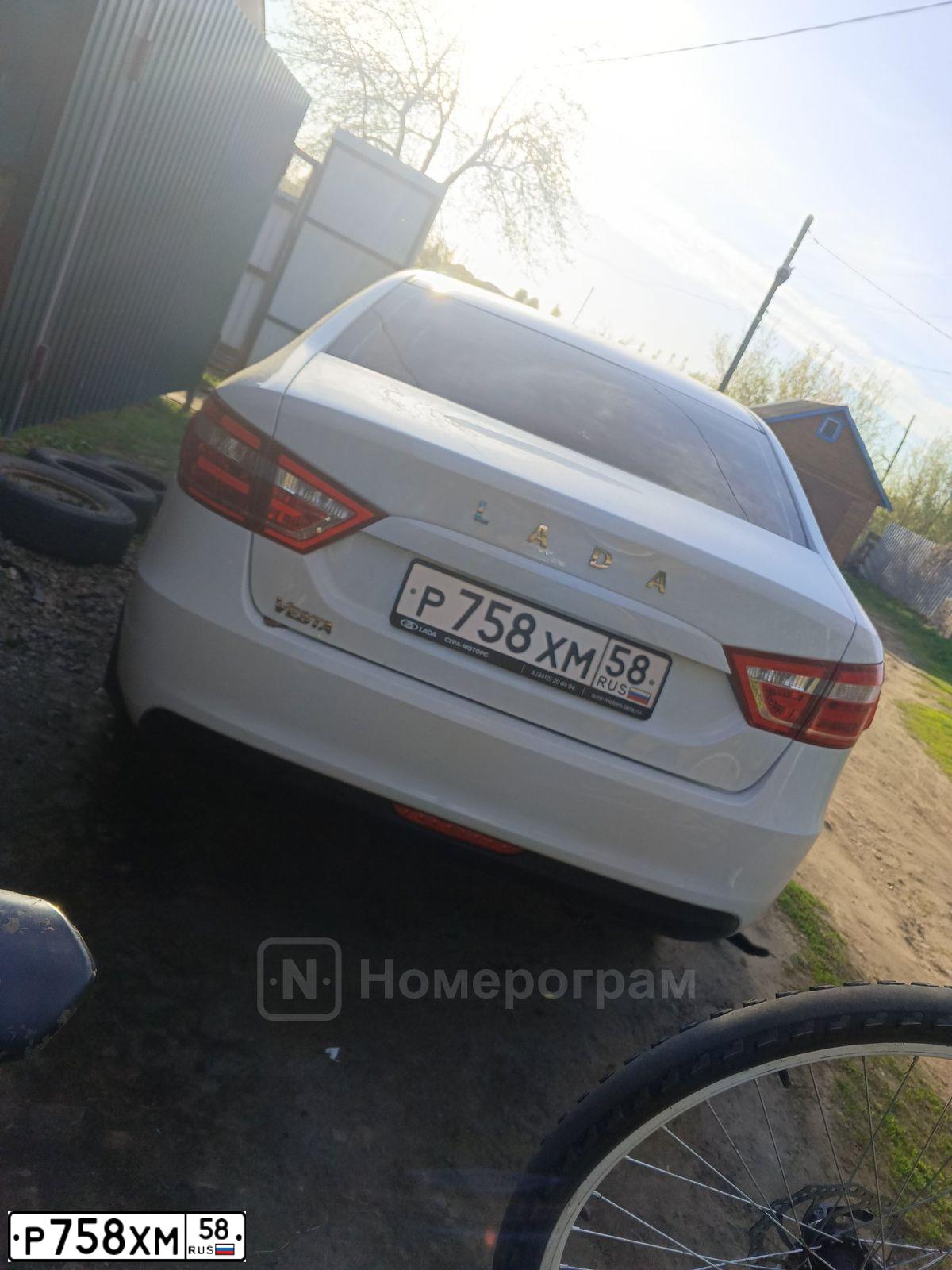 Фото автомобиля LADA VESTA, 2020 — госномер Р758ХМ58. Цвет: Белый