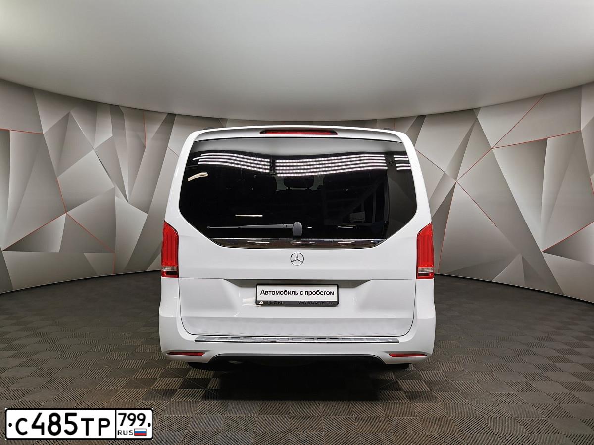 Фото автомобиля MERCEDES-BENZ V-CLASS, 2019 — госномер Е475НХ51. Цвет: Белый