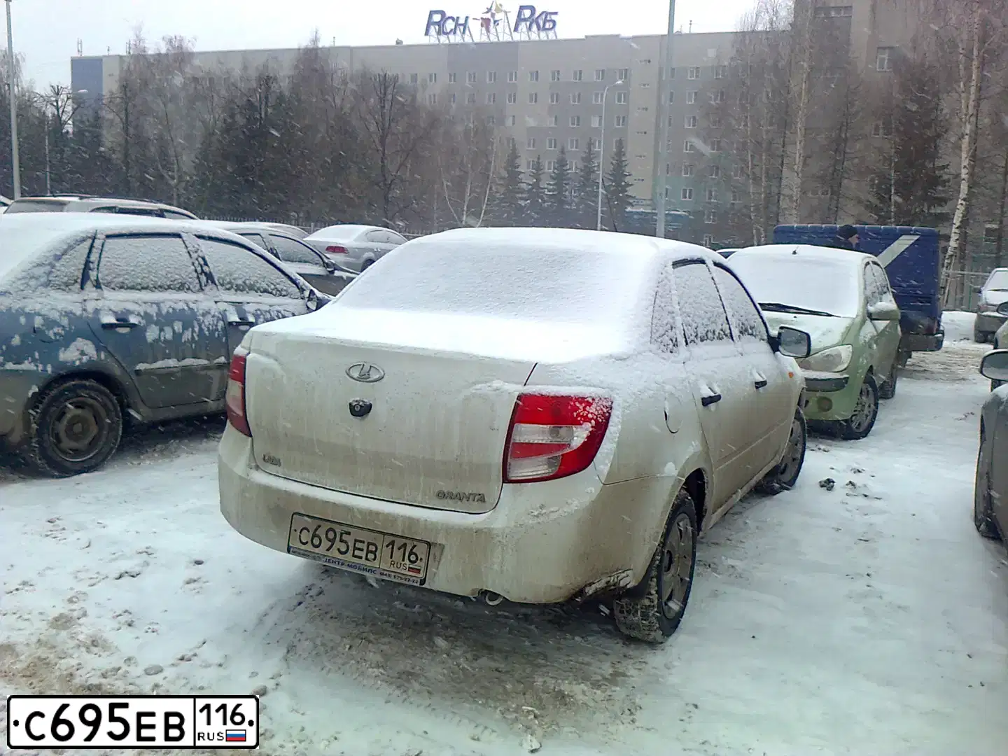 Фото автомобиля LADA GRANTA, 2012 — госномер А074ВР105. Цвет: Белый