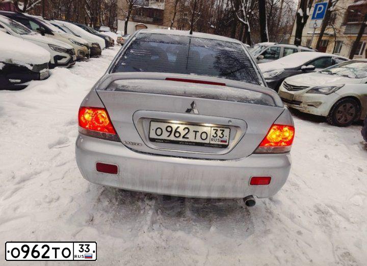 Фото автомобиля MITSUBISHI LANCER, 2007 — госномер Е851ВС550. Цвет: СЕРЕБРИСТЫЙ