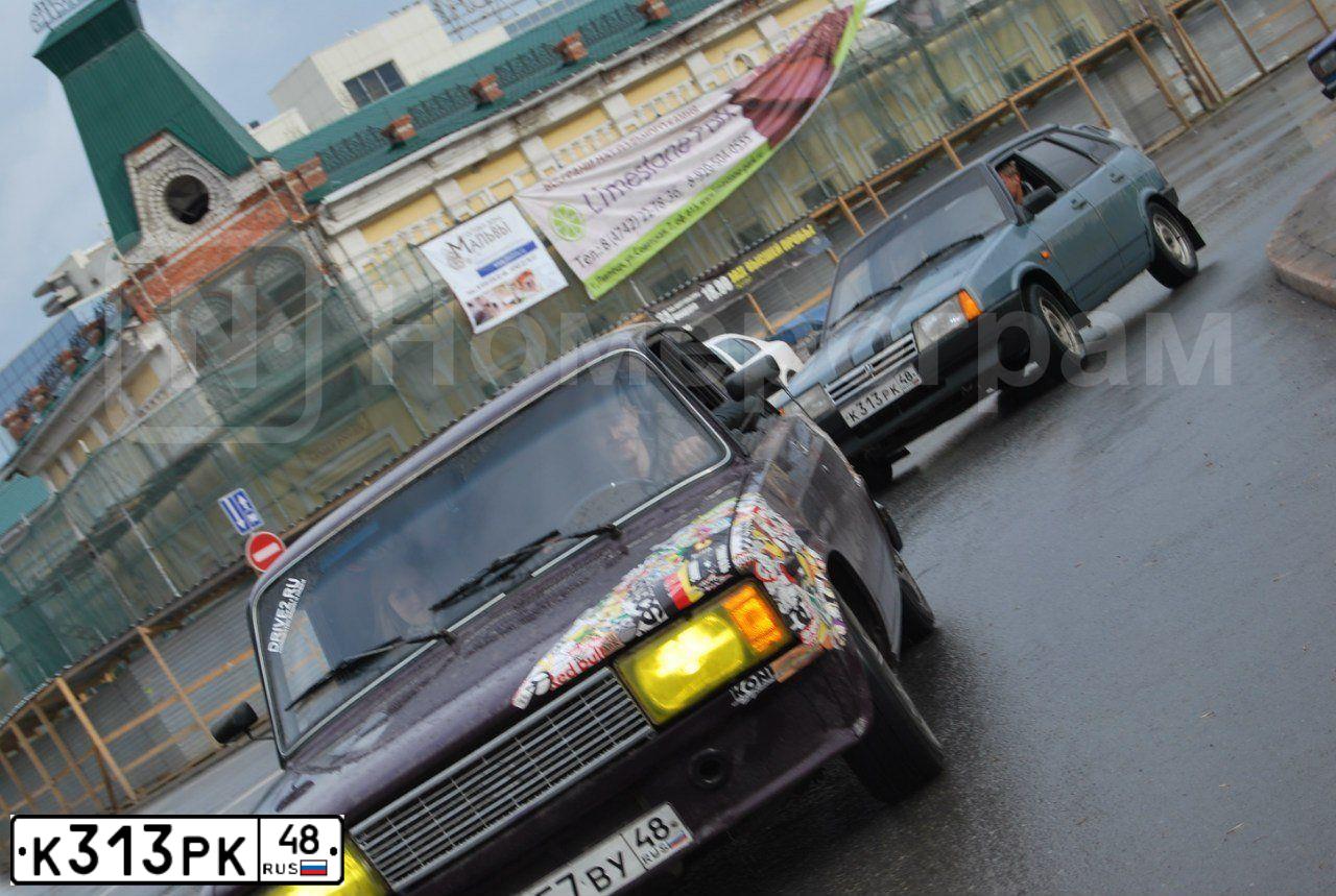 Фото автомобиля LADA 2109 SAMARA, 2001 — госномер К313РК48. Цвет: СЕРО-ЗОЛОТИСТЫЙ