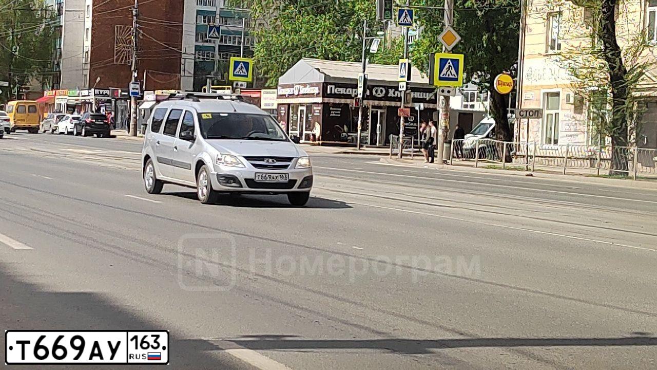 Фото автомобиля NISSAN ALMERA, 2012 — госномер В368НА122. Цвет: СЕРЕБРИСТЫЙ