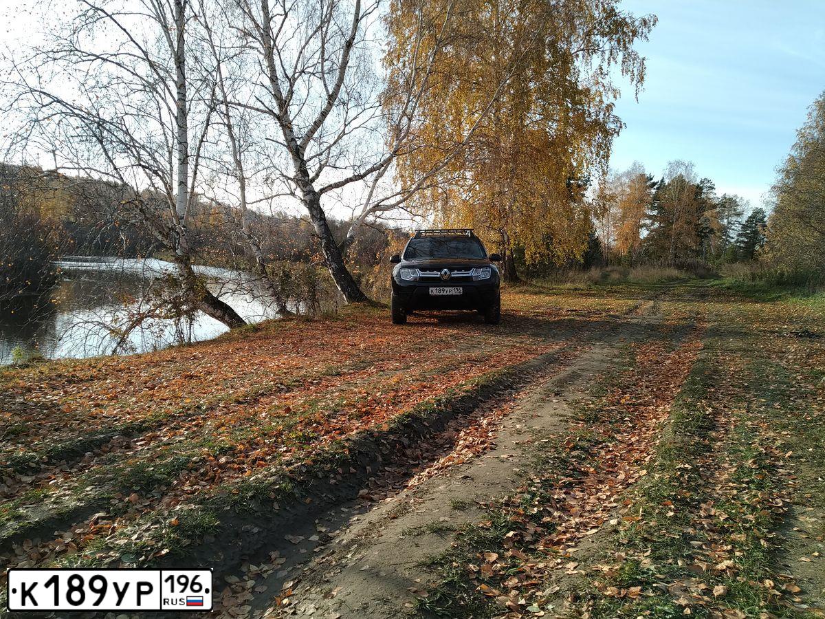 Фото автомобиля RENAULT DUSTER, 2018 — госномер Т381СМ196