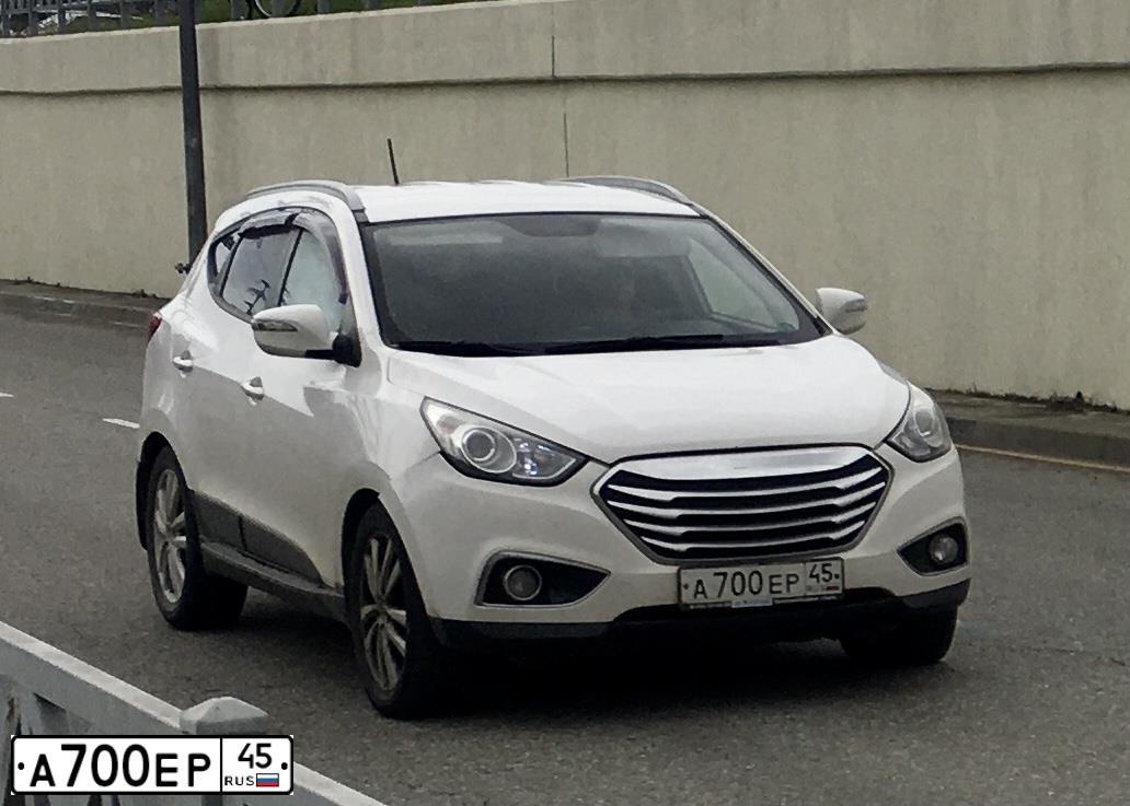 Фото автомобиля HYUNDAI SOLARIS, 2011 — госномер С757КС72. Цвет: ЧЕРНО-СЕРЫЙ
