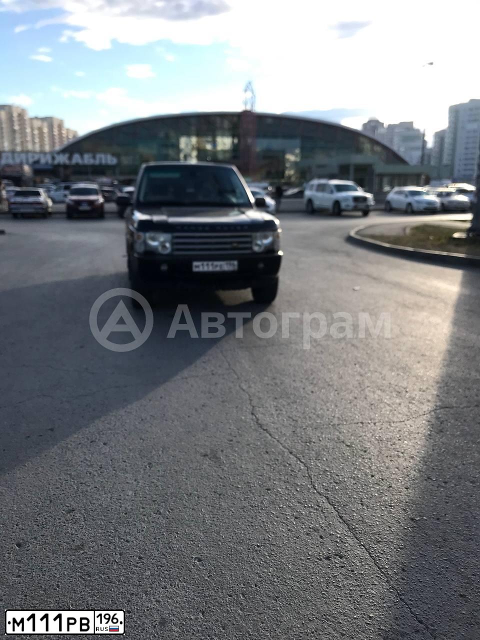 Фото автомобиля LADA 2190 GRANTA, 2012 — госномер М111РВ196. Цвет: Серо-Синий