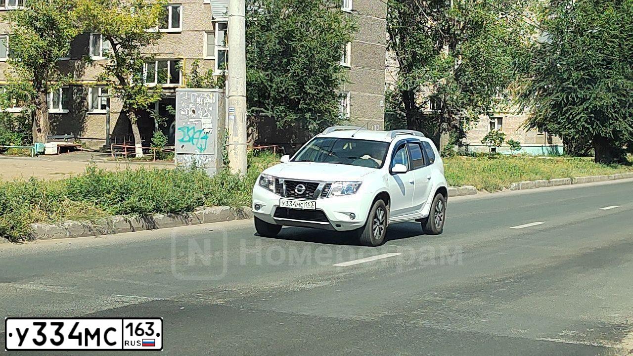 Фото автомобиля NISSAN TERRANO, 2015 — госномер Е531ВР181. Цвет: Белый