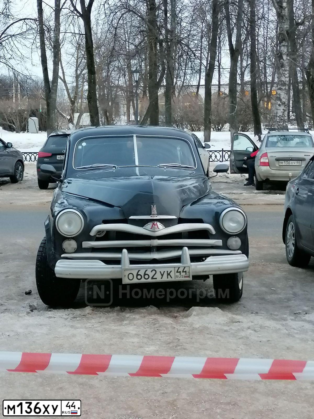 Фото автомобиля LADA 1118 KALINA, 2006 — госномер С449ЕС76. Цвет: СЕРЫЙ
