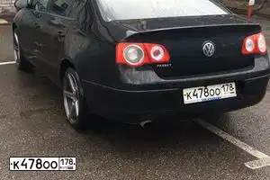 Фото автомобиля VOLKSWAGEN PASSAT, 2005 — госномер О135ВС198. Цвет: СЕРЕБРИСТО-ЧЕРНЫЙ
