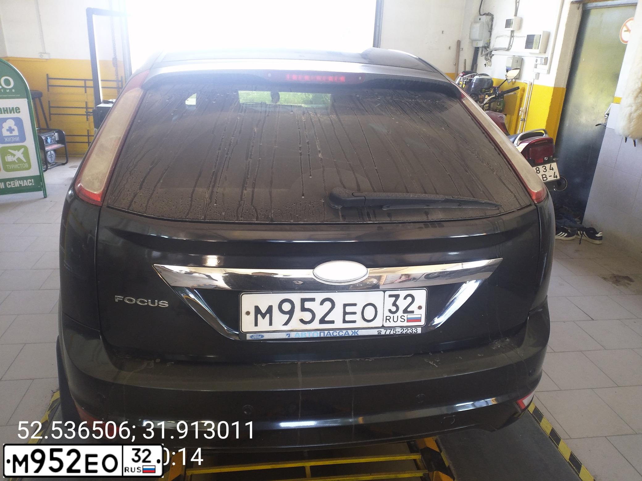 Фото автомобиля FORD FOCUS, 2008 — госномер М111МУ40. Цвет: ЧЕРНЫЙ