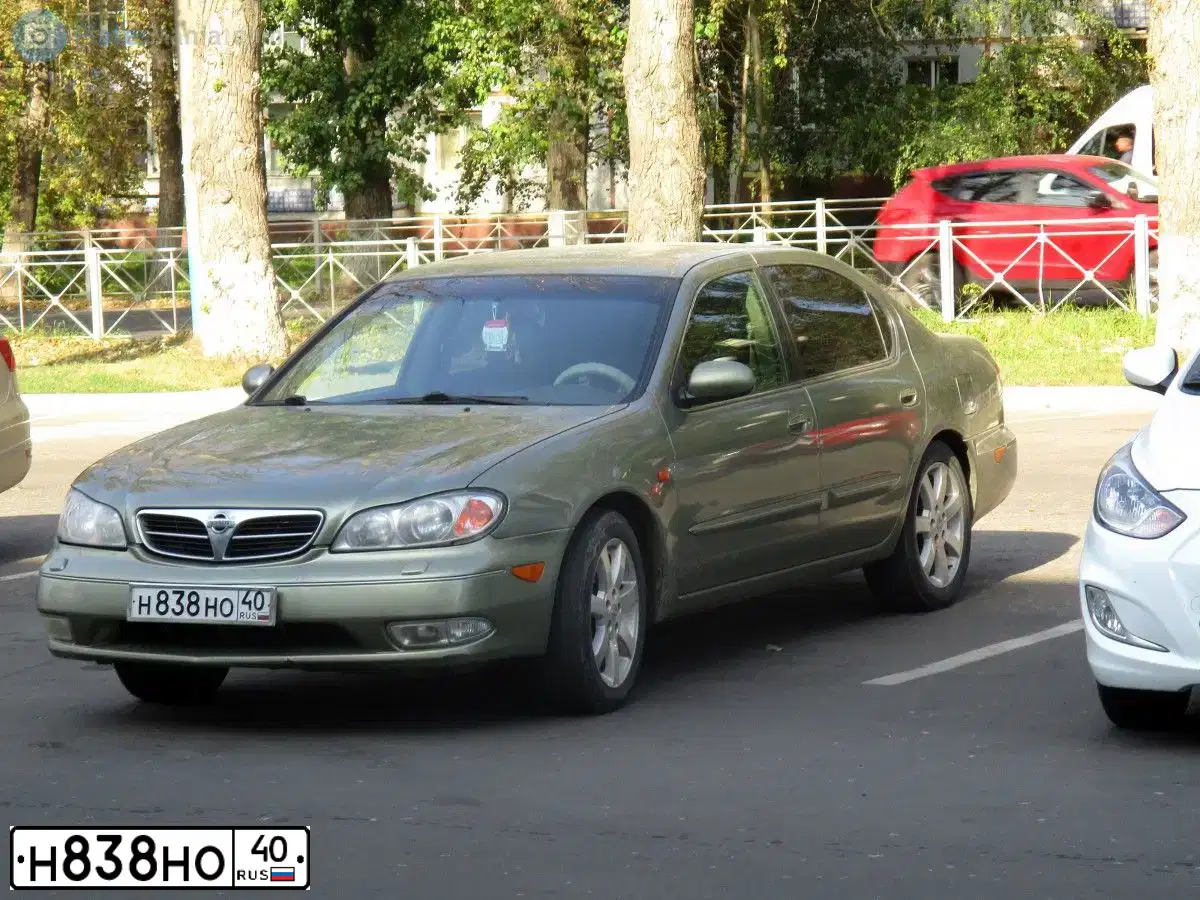 Фото автомобиля TOYOTA AVENSIS, 2005 — госномер О329ОА40. Цвет: СВЕТЛО-ОЛИВКОВЫЙ