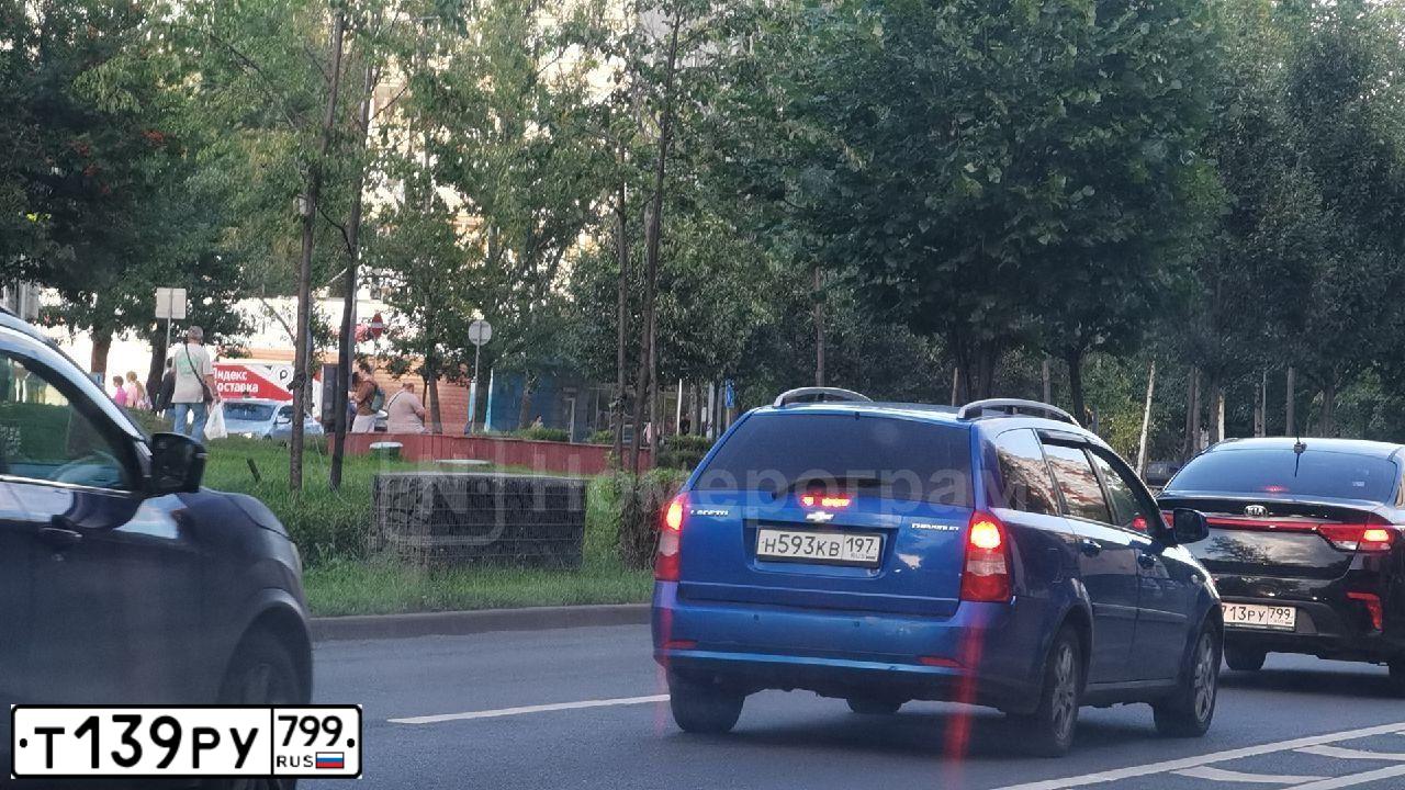 Фото автомобиля DONGFENG AX7, 2019 — госномер Т139РУ799. Цвет: ЧЕРНЫЙ