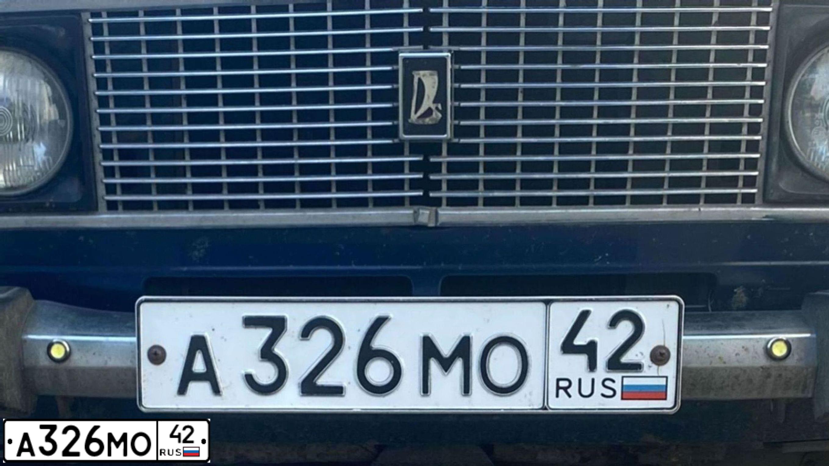 Фото автомобиля LADA 2106 LADA, 2002 — госномер А326МО42. Цвет: СИНИЙ ОКЕАН