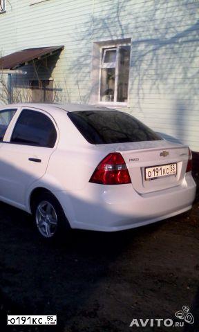 Фото автомобиля CHEVROLET AVEO, 2008 — госномер О191КС55. Цвет: Белый