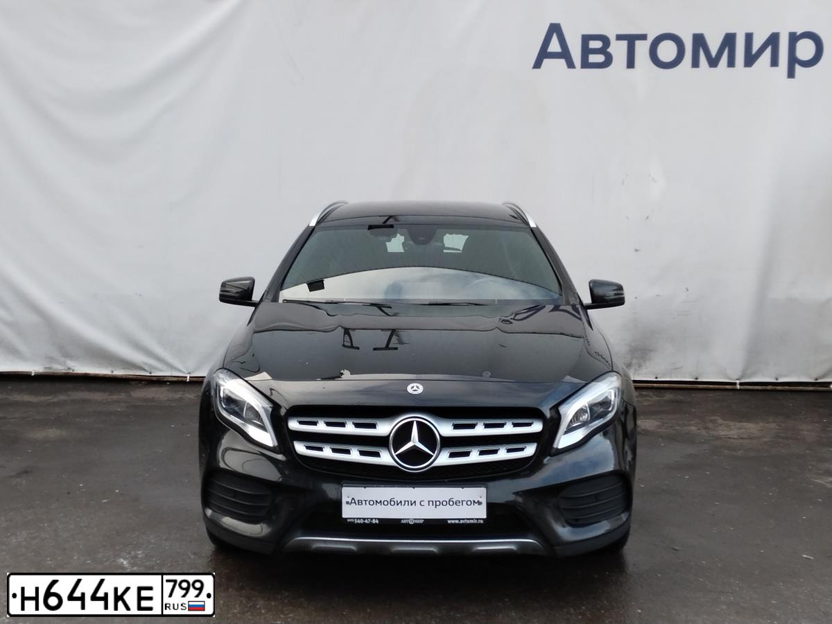 Фото автомобиля MERCEDES GLA-KLASSE, 2018 — госномер Н644КЕ799. Цвет: ЧЕРНЫЙ