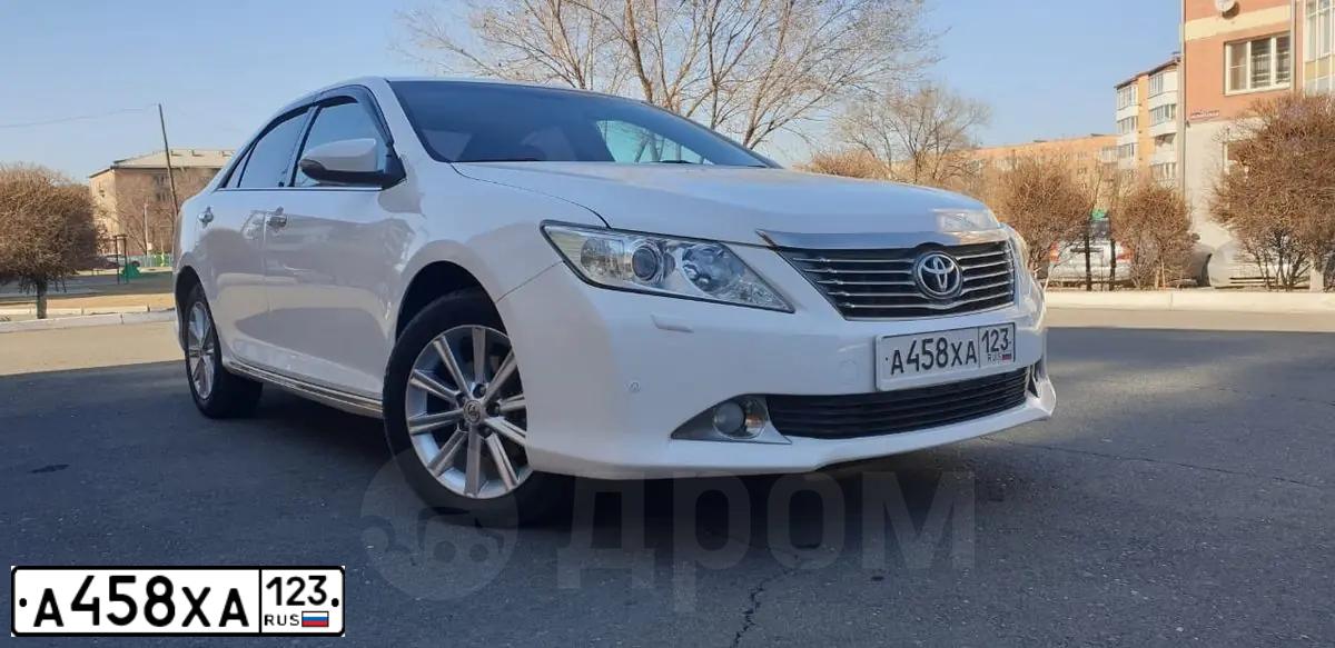 Фото автомобиля TOYOTA CAMRY, 2014 — госномер М599КК93. Цвет: Белый