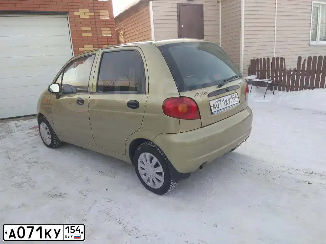 Фото автомобиля DAEWOO MATIZ, 2011 — госномер А071КУ154. Цвет: ПЕСОЧНО-БЕЖЕВЫЙ