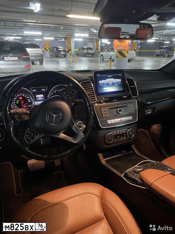 Фото автомобиля KIA SORENTO, 2016 — госномер М825ВХ76. Цвет: СЕРЫЙ