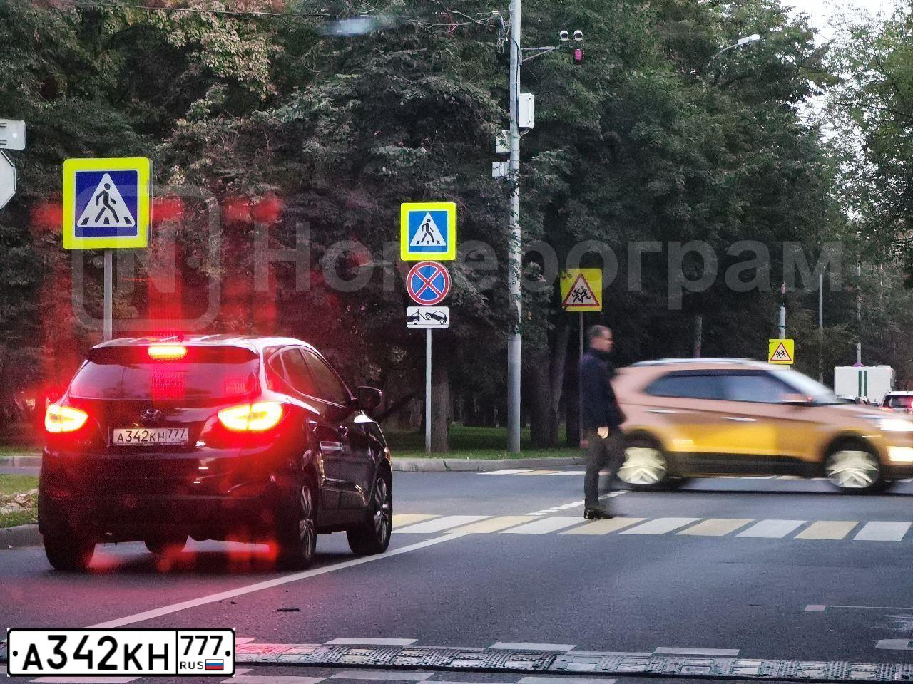 Фото автомобиля HYUNDAI IX35, 2014 — госномер О949ЕС46. Цвет: ЧЕРНЫЙ