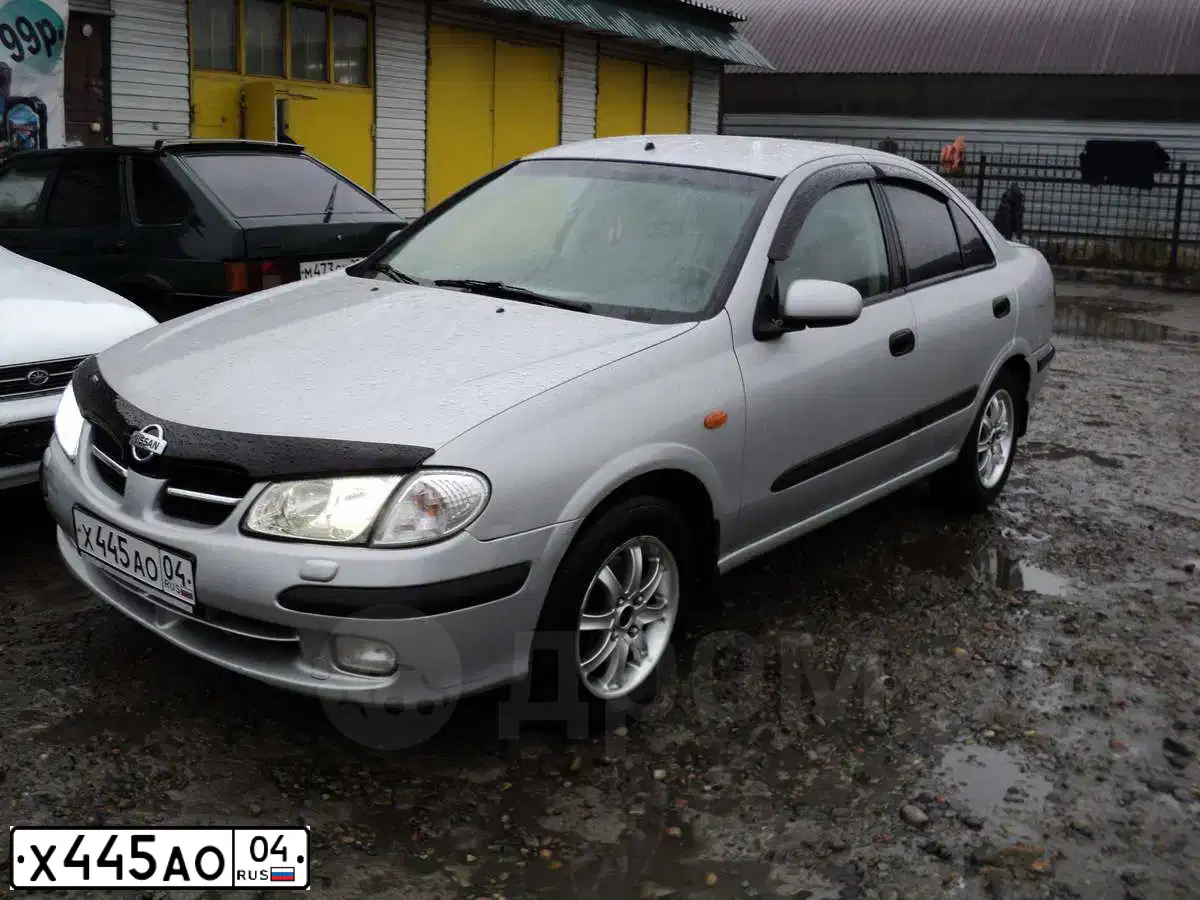 Фото автомобиля NISSAN ALMERA, 2002 — госномер М101УР22. Цвет: Серебристый