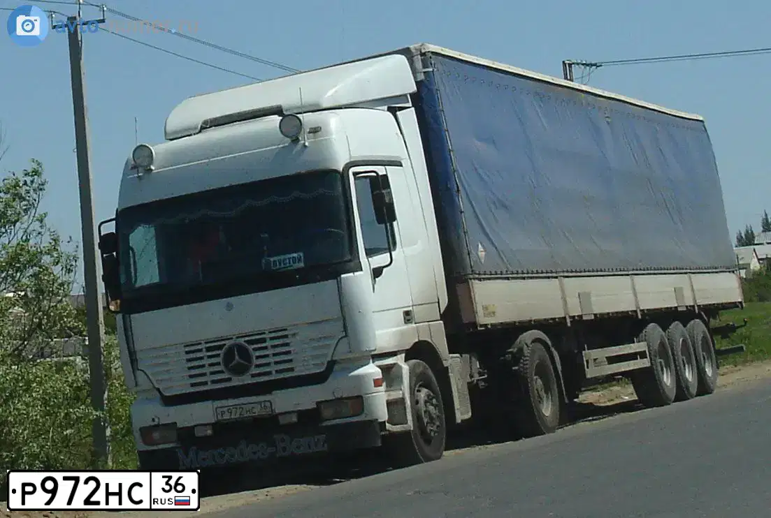 Фото автомобиля MERCEDES ACTROS, 1998 — госномер Р972НС36. Цвет: Белый