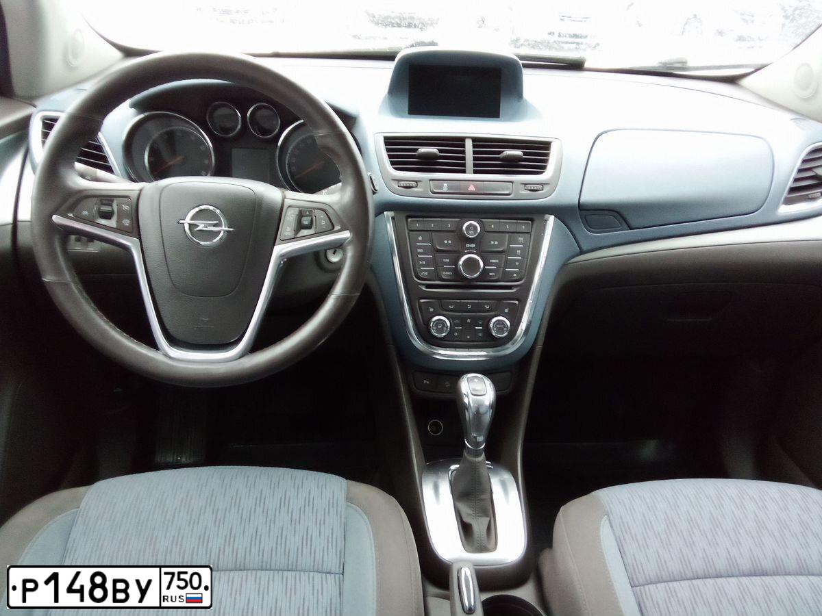 Фото автомобиля OPEL MOKKA, 2014 — госномер У623ВЕ198
