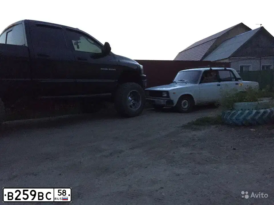 Фото автомобиля LADA 2105, 1996 — госномер В259ВС58. Цвет: БЕЛЫЙ