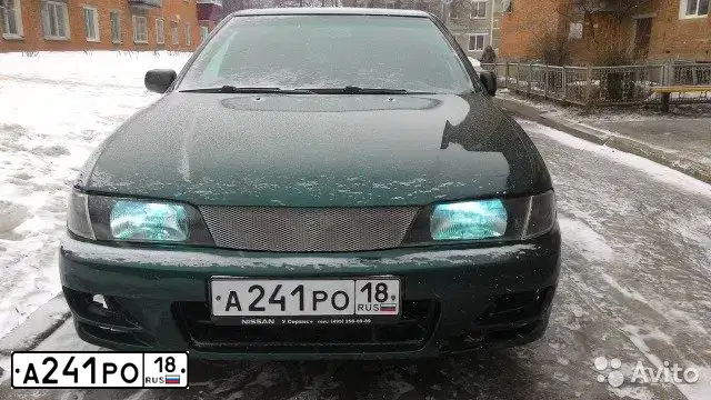 Фото автомобиля NISSAN ALMERA, 1997 — госномер А241РО18. Цвет: ЗЕЛЕНЫЙ