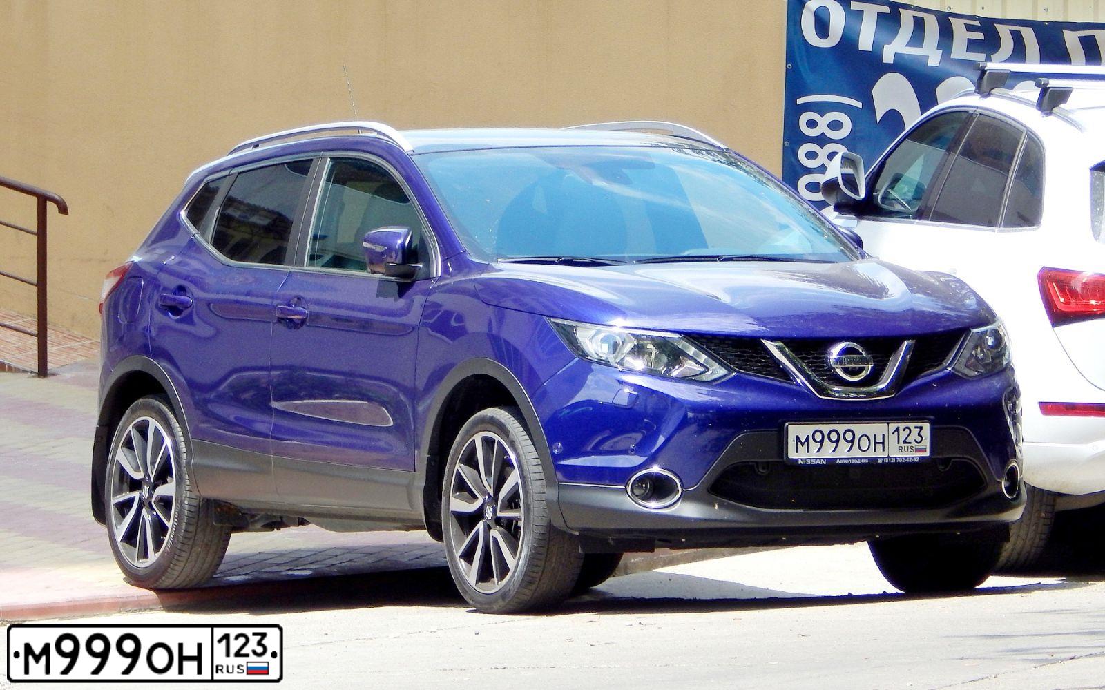 Фото автомобиля NISSAN QASHQAI, 2014 — госномер М100ХО154. Цвет: Темно-синий