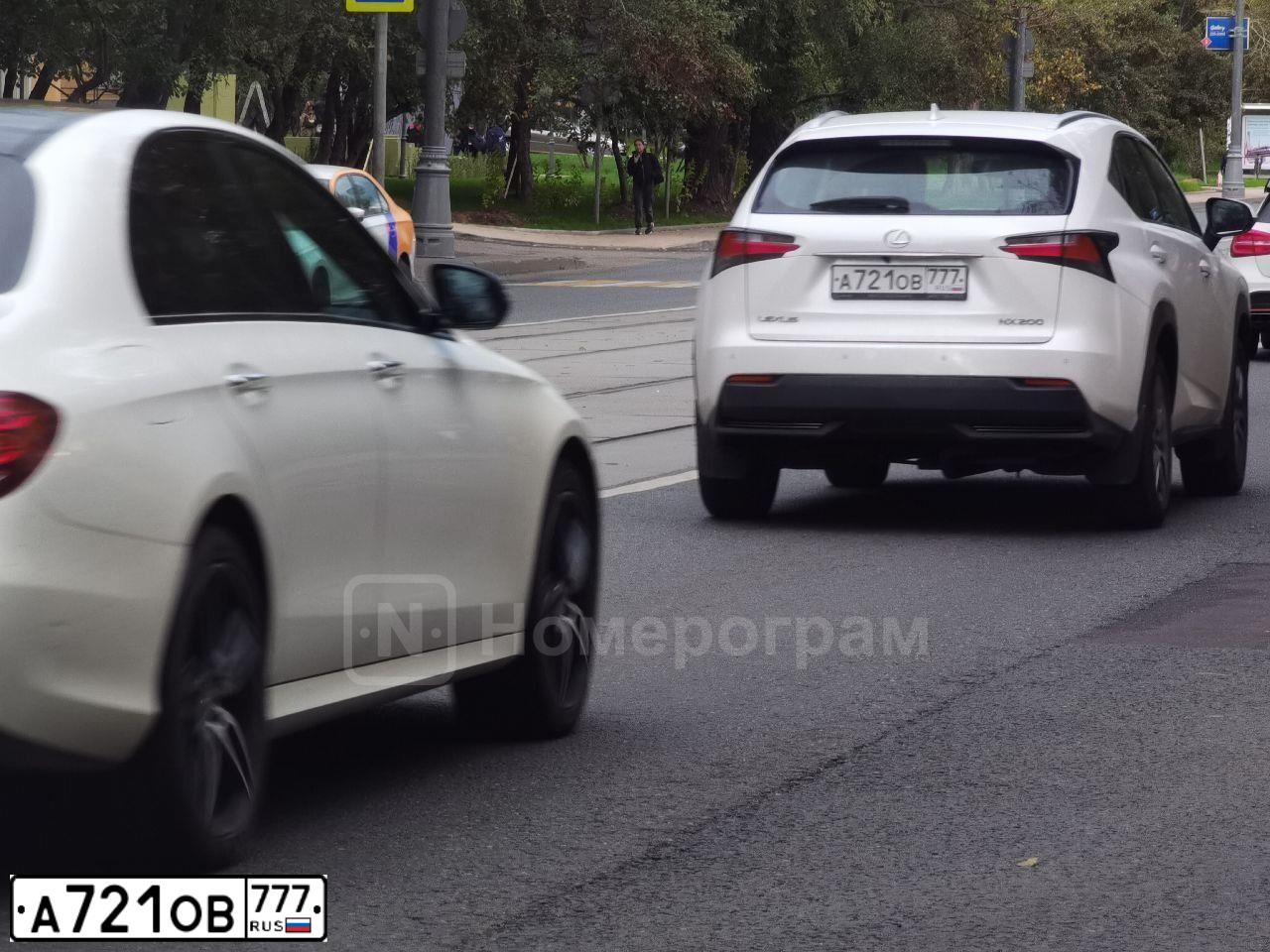 Фото автомобиля LEXUS NX, 2015 — госномер А721ОВ777. Цвет: БЕЛЫЙ